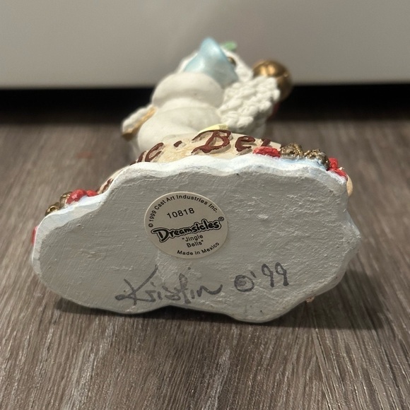 Dreamsicles Collectible Figurine “Jingle Bells” - Picture 2 of 5